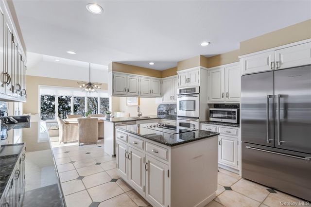 301 Oakley Court, Mill Neck, NY 11765