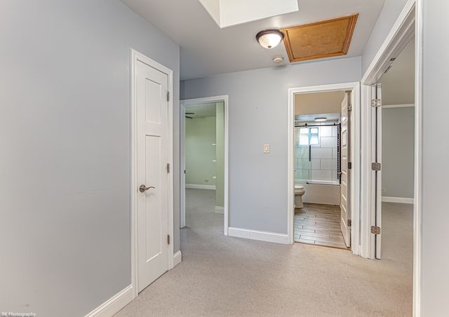 7218 Sandy Lane, Tinley Park, IL 60477