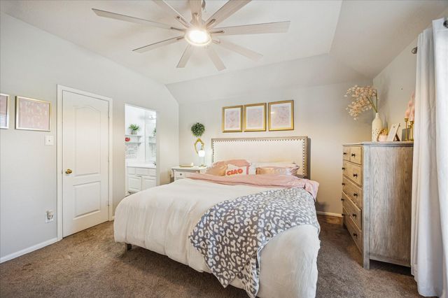 3205 Bagnoli Rose Lane, Pearland, TX 77584