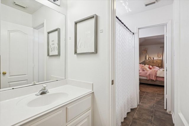 3205 Bagnoli Rose Lane, Pearland, TX 77584