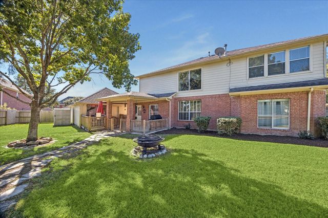 3205 Bagnoli Rose Lane, Pearland, TX 77584