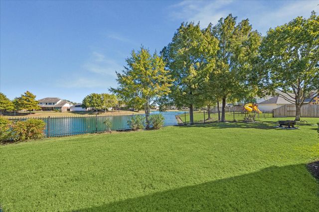 3205 Bagnoli Rose Lane, Pearland, TX 77584