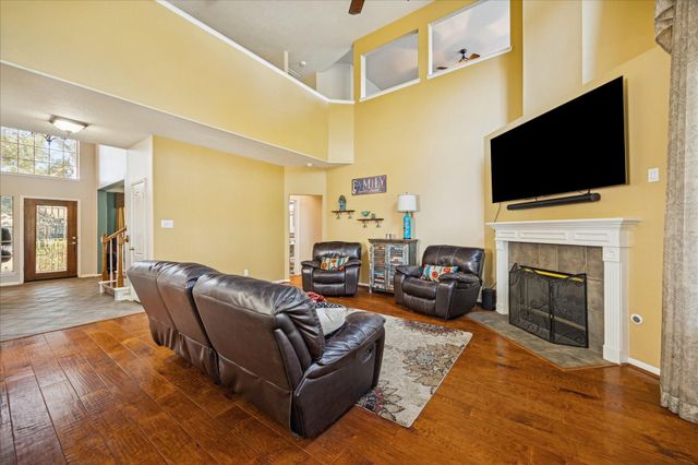 3205 Bagnoli Rose Lane, Pearland, TX 77584