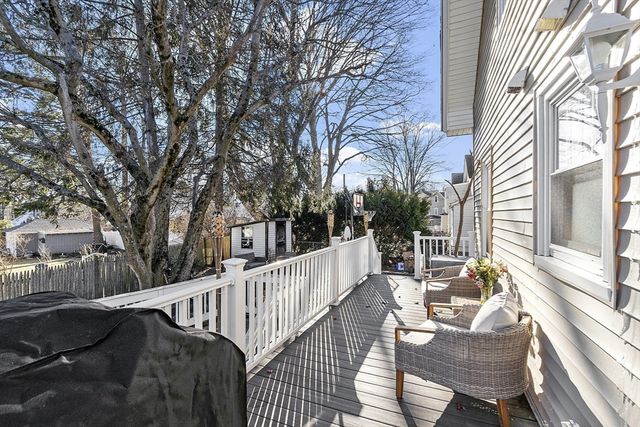 12 Brown St, Maynard, MA 01754