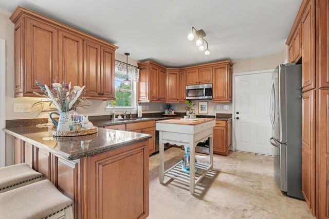 2649 Douglas Ln, Thompsons Station, TN 37179