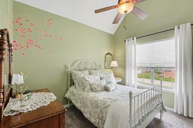 2649 Douglas Ln, Thompsons Station, TN 37179