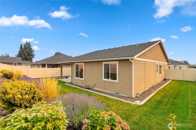 204 Pershing Circle, Wenatchee, WA 98801