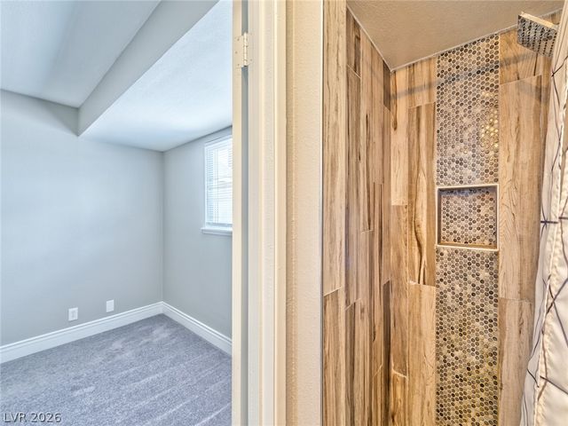 4421 Hillcrest Avenue, Las Vegas, NV 89102