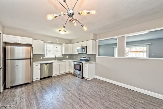 4421 Hillcrest Avenue, Las Vegas, NV 89102