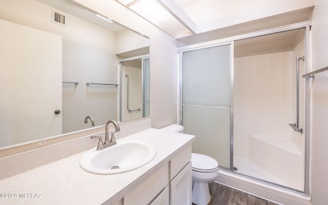 224 N Camino Del Vate, Green Valley, AZ 85614