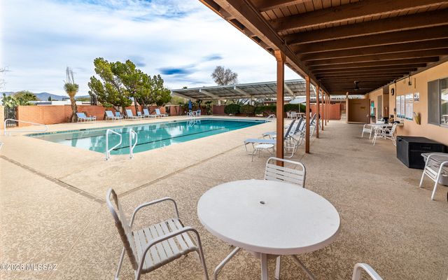 224 N Camino Del Vate, Green Valley, AZ 85614