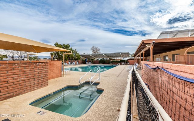 224 N Camino Del Vate, Green Valley, AZ 85614