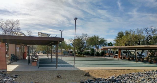 224 N Camino Del Vate, Green Valley, AZ 85614