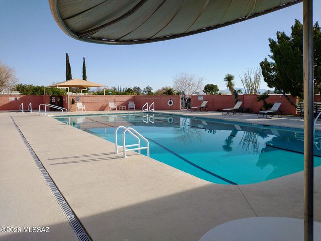 224 N Camino Del Vate, Green Valley, AZ 85614