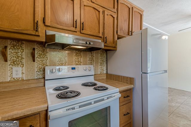 64 Camellia Drive, Newnan, GA 30263