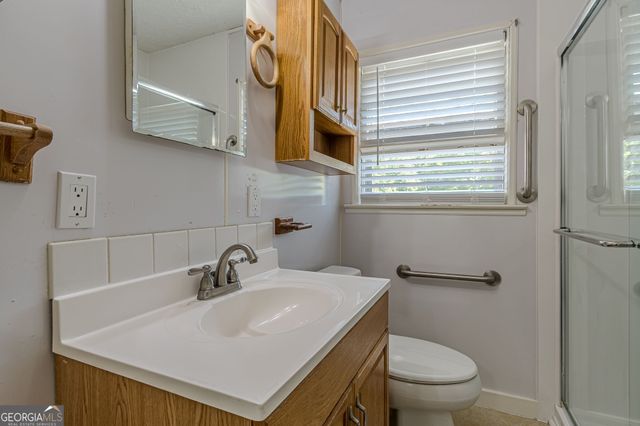 64 Camellia Drive, Newnan, GA 30263