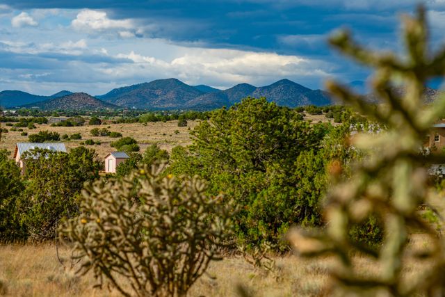 28 Old Road, Lamy, NM 87540