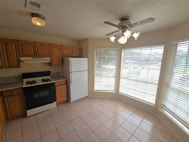 11130 Thunderhaven Drive, Houston, TX 77064