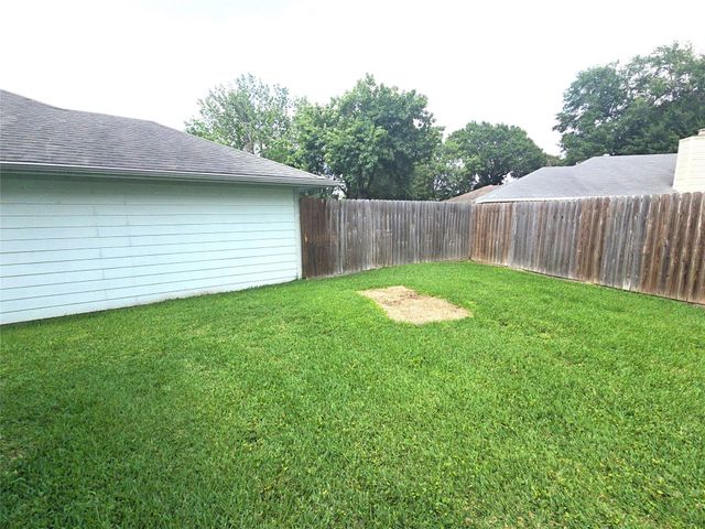 11130 Thunderhaven Drive, Houston, TX 77064