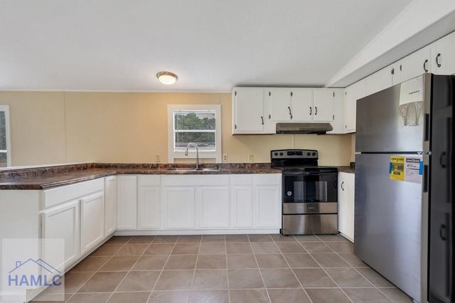 140 Cathy Road NE, Ludowici, GA 31316