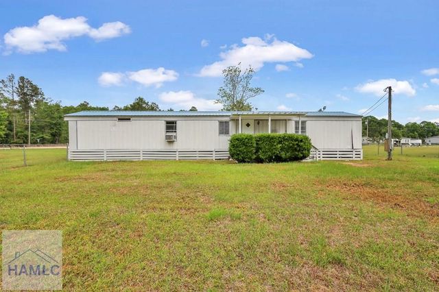 140 Cathy Road NE, Ludowici, GA 31316