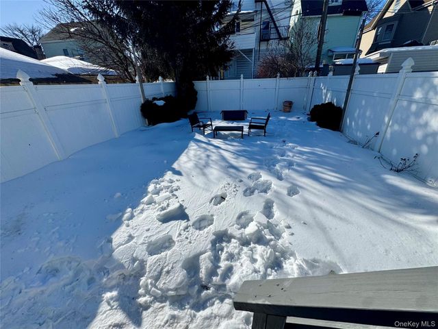 134 N 7th Avenue 1, Mount Vernon, NY 10550