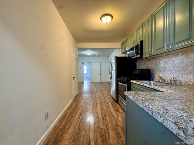 134 N 7th Avenue 1, Mount Vernon, NY 10550