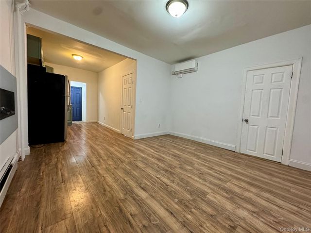 134 N 7th Avenue 1, Mount Vernon, NY 10550