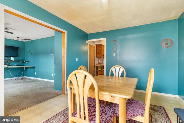 2513 LAUREL DR, Bristol, PA 19007