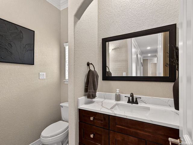 24511 BOGEY RDG, San Antonio, TX 78260