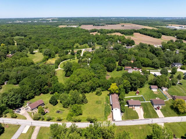 6401 W 95th Avenue Court, Taylor Ridge, IL 61284