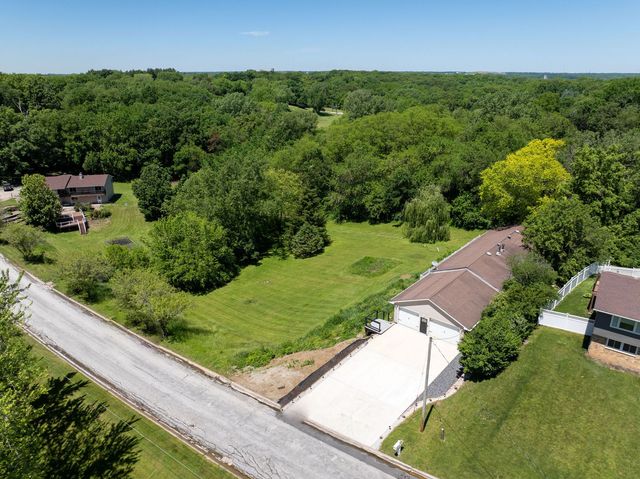 6401 W 95th Avenue Court, Taylor Ridge, IL 61284