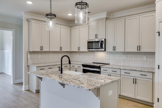 612 GROSBEAK LANE, Evans, GA 30809