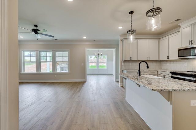 612 GROSBEAK LANE, Evans, GA 30809