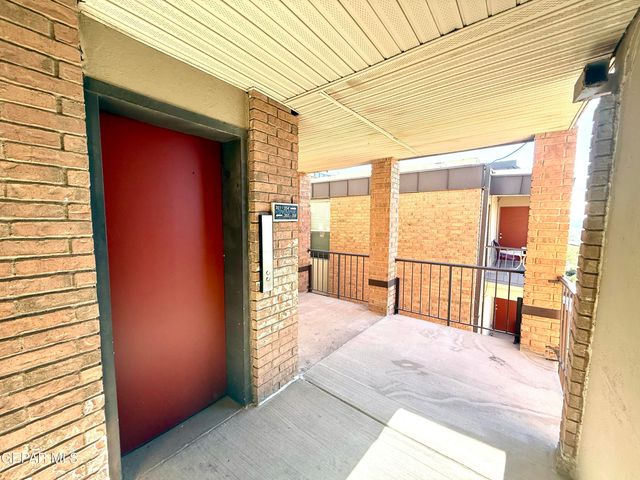 4433 N Stanton Street P358, El Paso, TX 79902