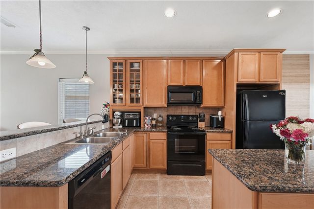 201 Richards Street A, College Station, TX 77840