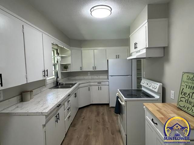 2719 SE Iowa AVE, Topeka, KS 66605