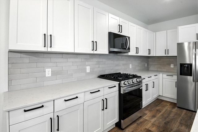 1852 Dry Cherry Drive A, Dayton, TX 77535