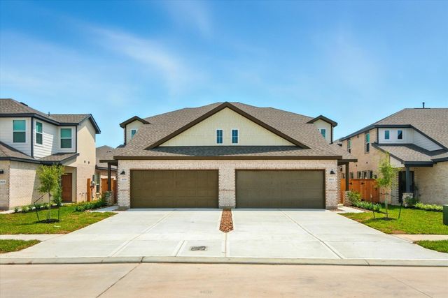 1852 Dry Cherry Drive A, Dayton, TX 77535