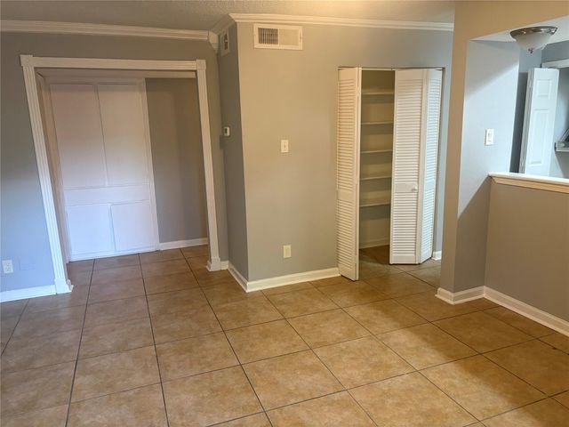 5628 Birchmont Drive A, Houston, TX 77091