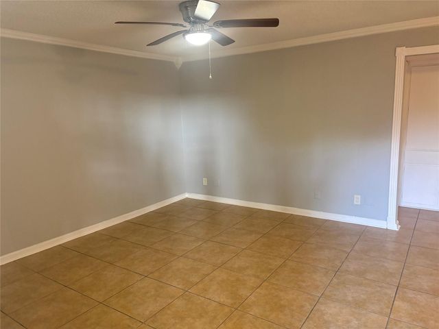 5628 Birchmont Drive A, Houston, TX 77091
