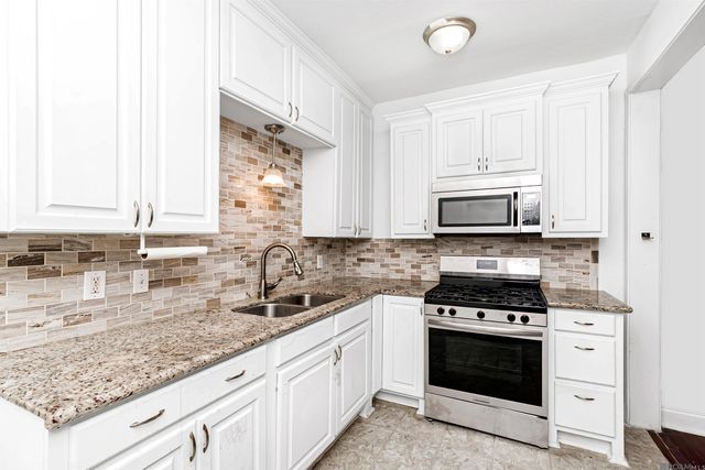 4361 Evangeline St, Baton Rouge, LA 70805