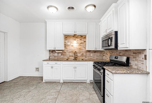 4361 Evangeline St, Baton Rouge, LA 70805