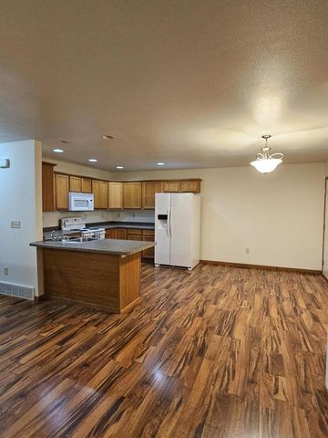 3801 Emerald DRIVE E, Onalaska, WI 54650