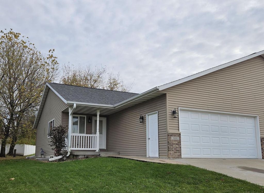 3801 Emerald DRIVE E, Onalaska, WI 54650