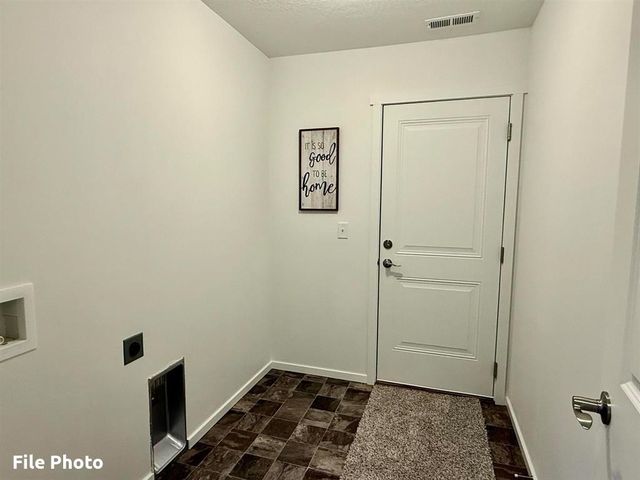 609 S Manifold Ln, Spokane Valley, WA 99016