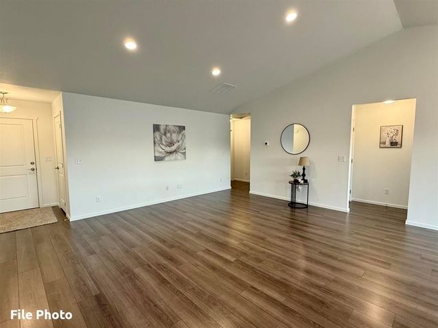 609 S Manifold Ln, Spokane Valley, WA 99016