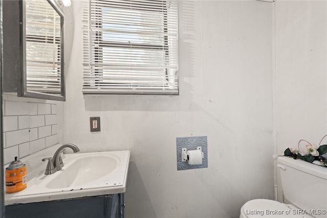 1131 Walnut Street, Madison, IN 47250