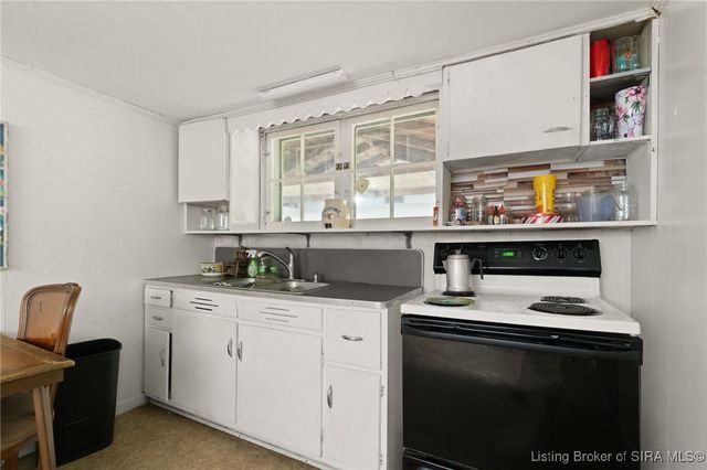 1131 Walnut Street, Madison, IN 47250