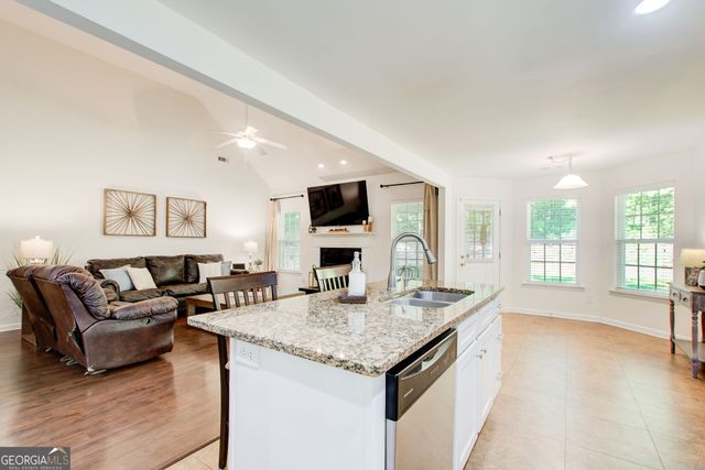 190 Pebble Creek Drive, Covington, GA 30016
